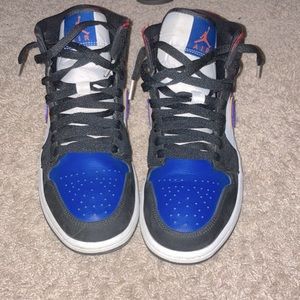 Jordan 1  Mid Lakers Top 3